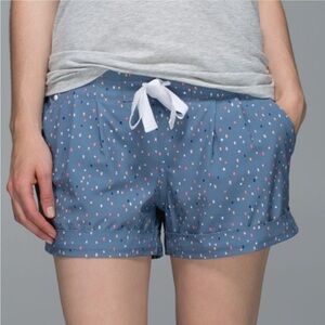 NWOT lululemon spring breakaway shorts